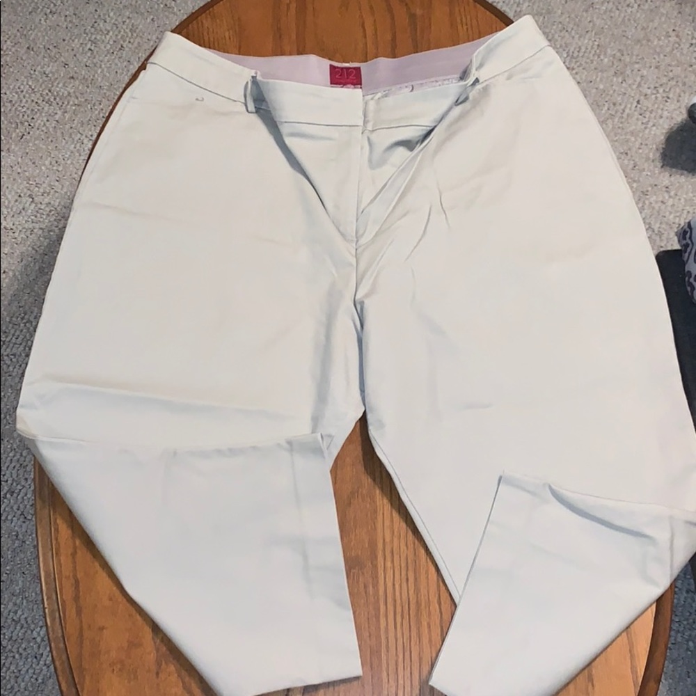 Like brand new capris